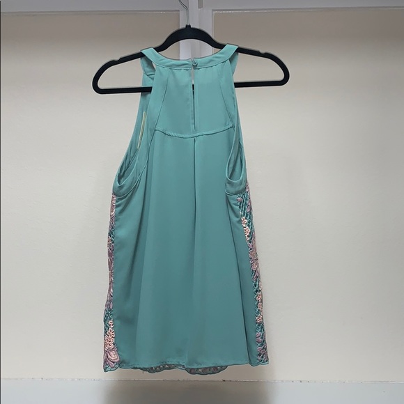 Blouse. - Picture 3 of 5